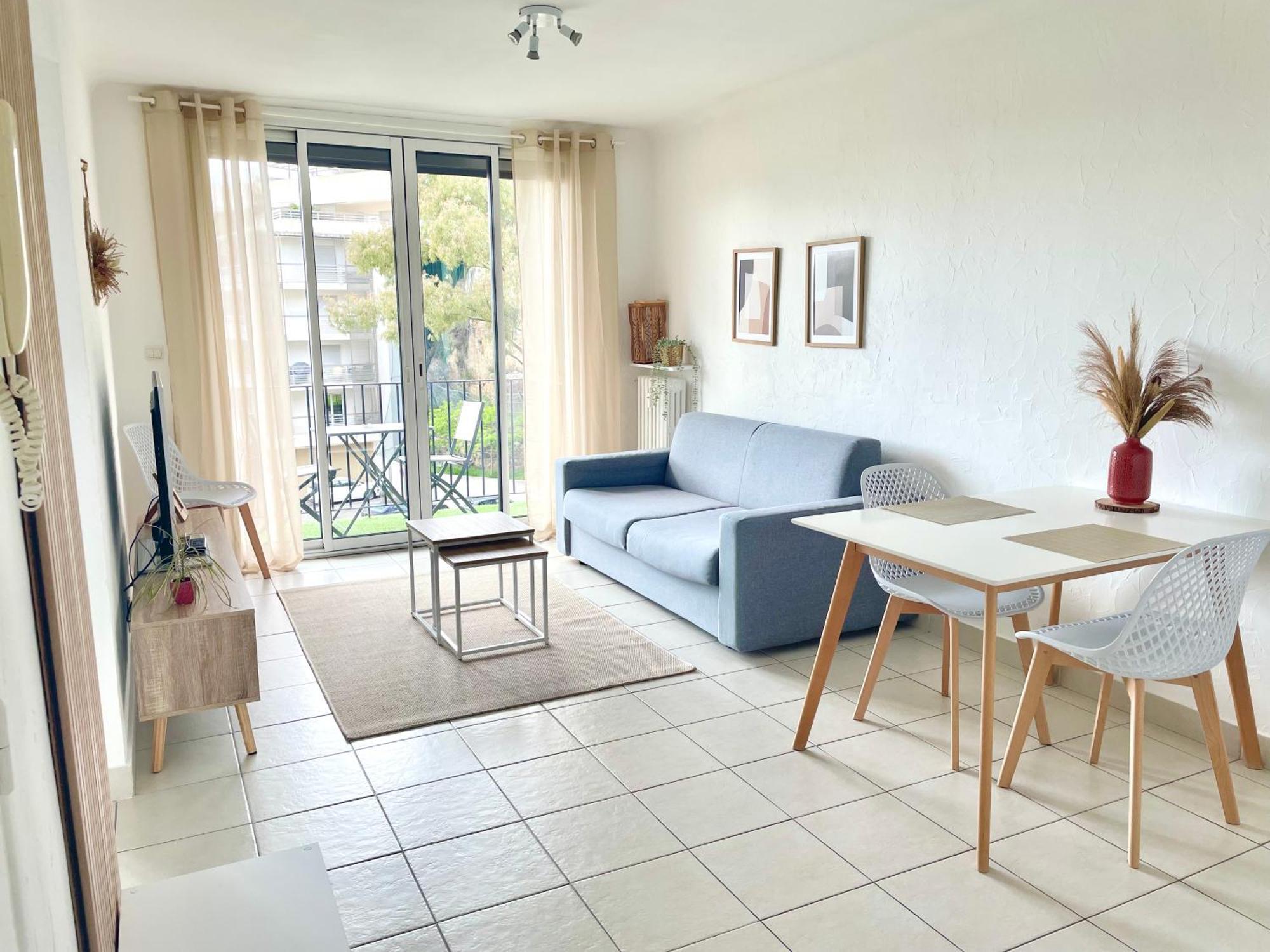 Appartement Cosy, Calme, Centre Ville Сен-Рафаель Екстер'єр фото