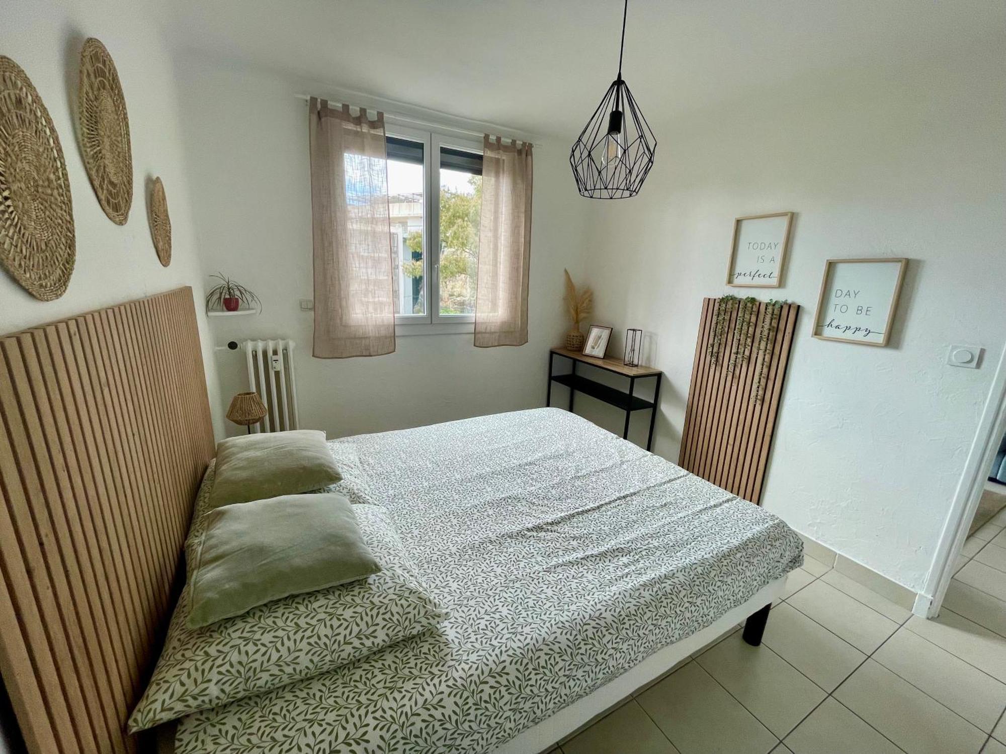 Appartement Cosy, Calme, Centre Ville Сен-Рафаель Екстер'єр фото